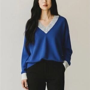 Karl Lagerfeld Sweater Large NWT Blue V-Neck Stud Embellished Trim Designer Knit